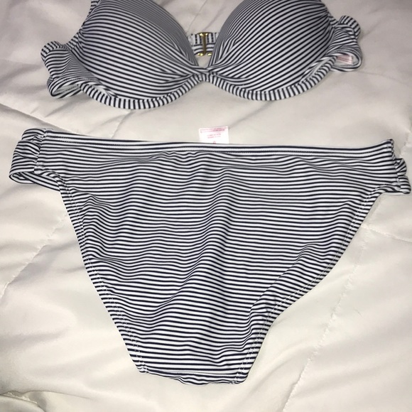 Striped Swimsuit Bikini - Picture 5 of 5
